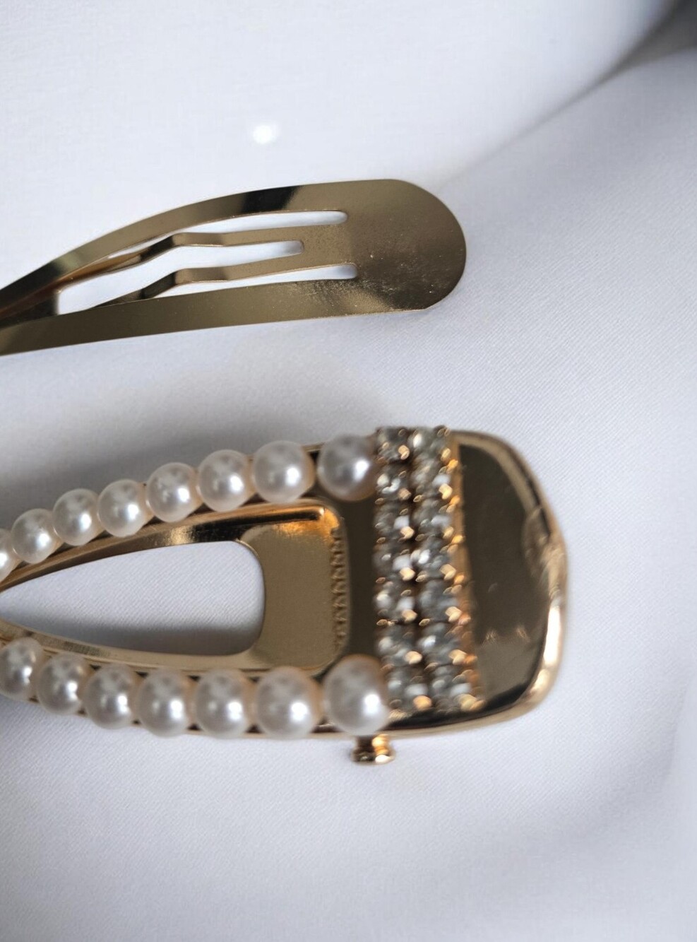 Hair pins